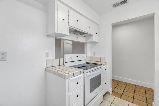 4376 W Cardiff Avenue, Fresno, CA 93722