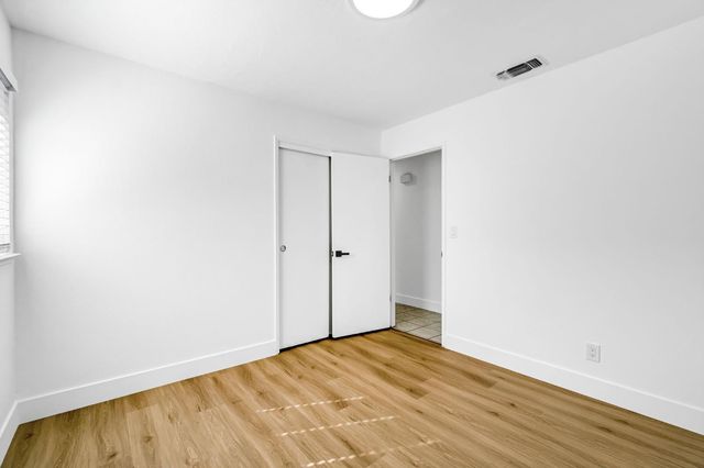 4376 W Cardiff Avenue, Fresno, CA 93722