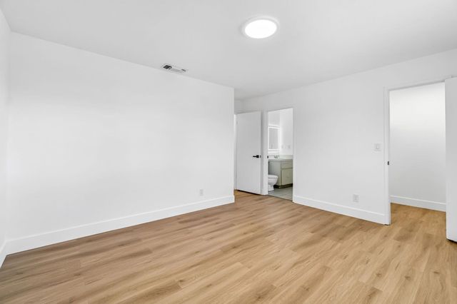 4376 W Cardiff Avenue, Fresno, CA 93722