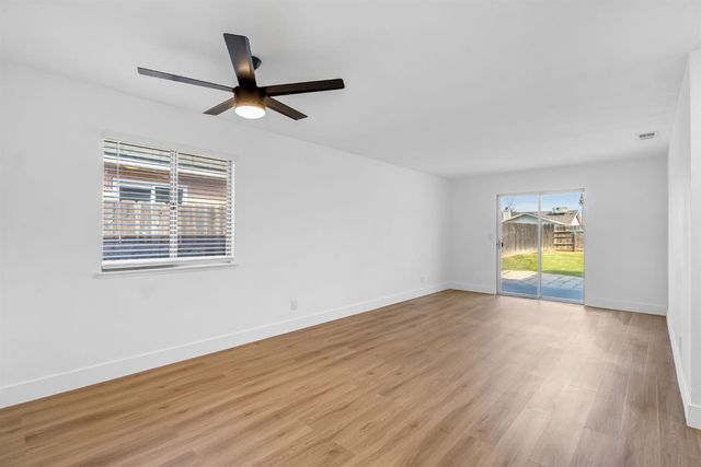 4376 W Cardiff Avenue, Fresno, CA 93722