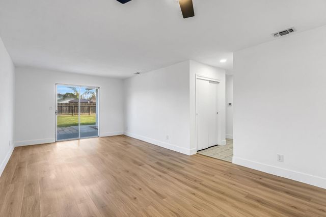 4376 W Cardiff Avenue, Fresno, CA 93722