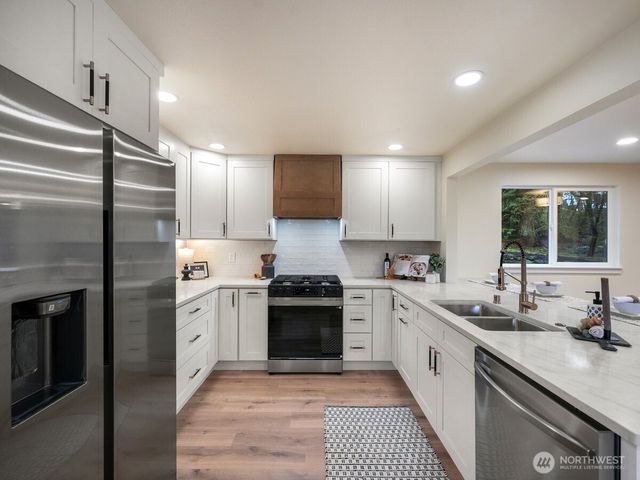 5031 98th Street SW, Mukilteo, WA 98275