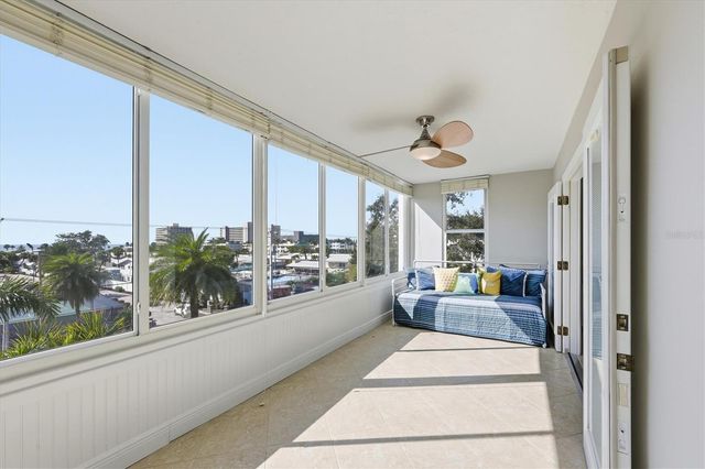 1200 E PEPPERTREE LANE 307, Sarasota, FL 34242