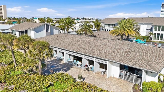 1200 E PEPPERTREE LANE 307, Sarasota, FL 34242