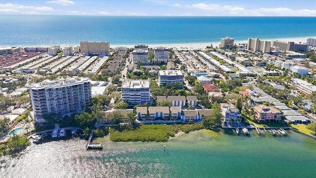 1200 E PEPPERTREE LANE 307, Sarasota, FL 34242