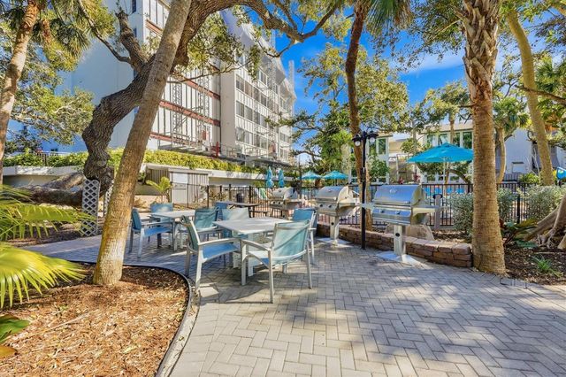 1200 E PEPPERTREE LANE 307, Sarasota, FL 34242