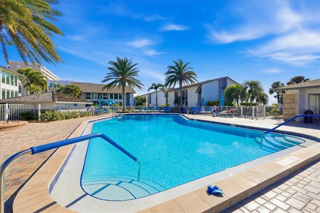 1200 E PEPPERTREE LANE 307, Sarasota, FL 34242