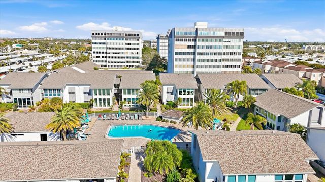 1200 E PEPPERTREE LANE 307, Sarasota, FL 34242