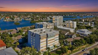 1200 E PEPPERTREE LANE 307, Sarasota, FL 34242