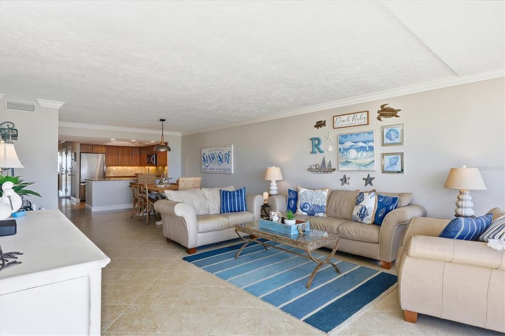 Image 16 of property listing at 1200 E PEPPERTREE LANE 307, Sarasota, FL 34242