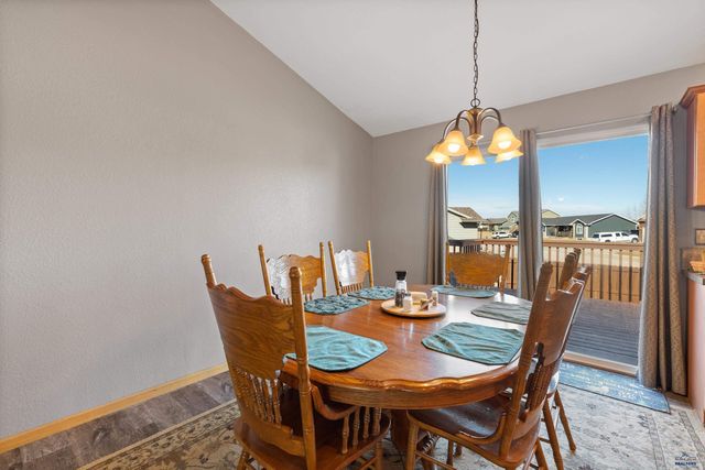 7230 CASTLEWOOD DR, Summerset, SD 57718