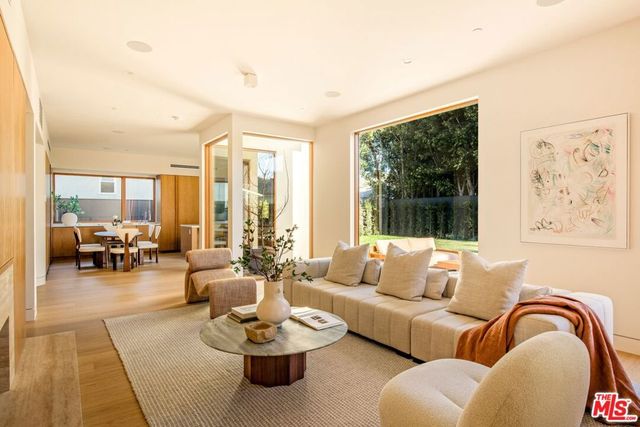 12736 Dewey Street, Los Angeles, CA 90066