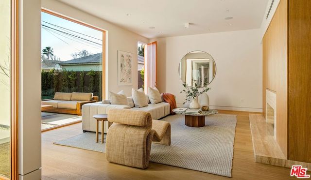 12736 Dewey Street, Los Angeles, CA 90066