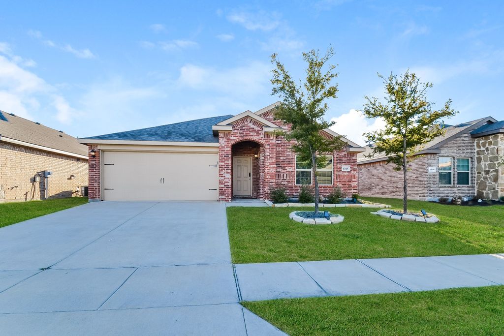 1218 Meadow Creek Drive, Princeton, TX 75407