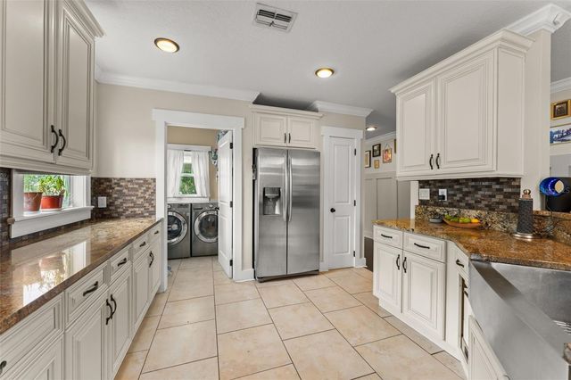 1527 MOUNT VERNON STREET, Orlando, FL 32803
