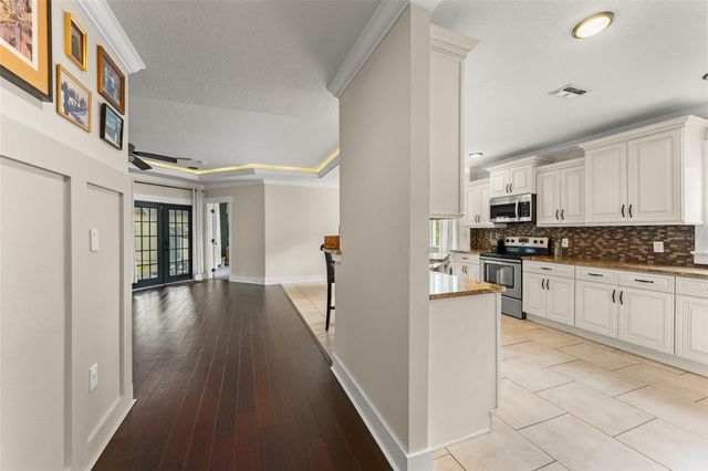 1527 MOUNT VERNON STREET, Orlando, FL 32803