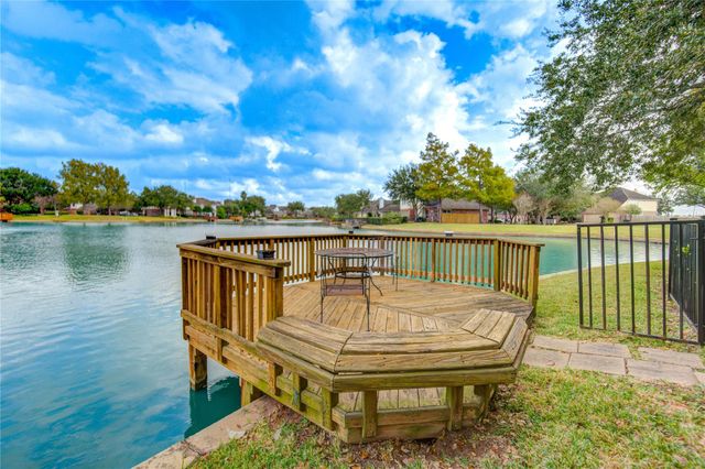 5802 Horseshoe Falls, Missouri City, TX 77459