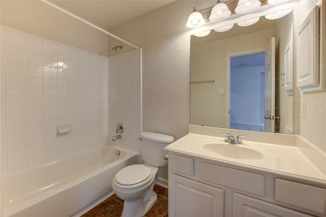 5802 Horseshoe Falls, Missouri City, TX 77459