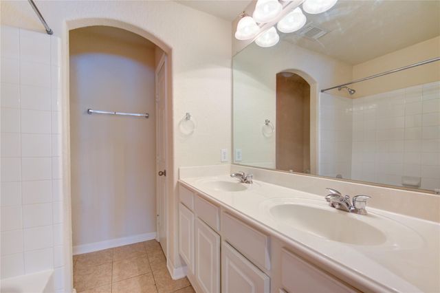 5802 Horseshoe Falls, Missouri City, TX 77459