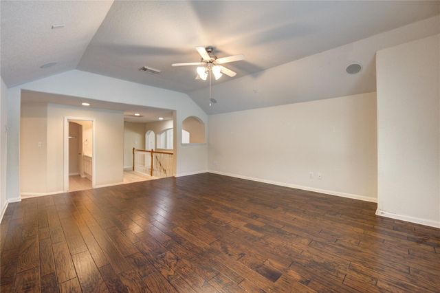 5802 Horseshoe Falls, Missouri City, TX 77459