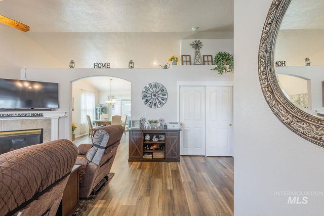 319 N Westminster St., Nampa, ID 83651