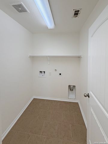 7335 Galileo Line, San Antonio, TX 78252