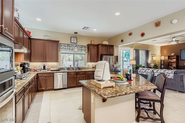 8630 Lavender Ridge Street, Las Vegas, NV 89131