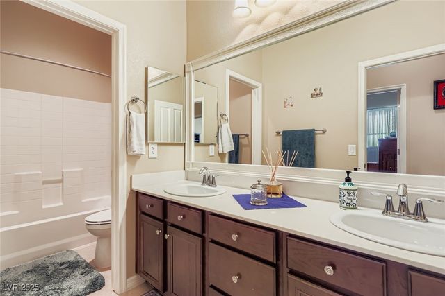 8630 Lavender Ridge Street, Las Vegas, NV 89131