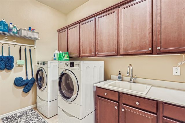 8630 Lavender Ridge Street, Las Vegas, NV 89131