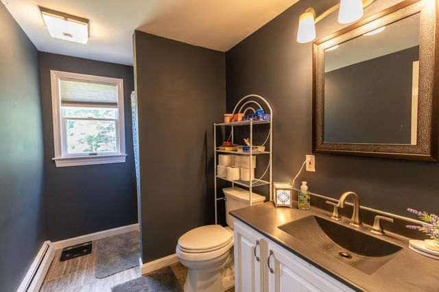 35 Shaker Road, Concord, NH 03301