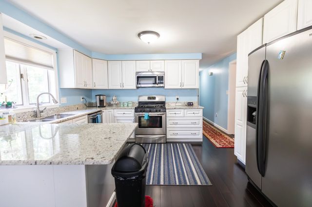 35 Shaker Road, Concord, NH 03301