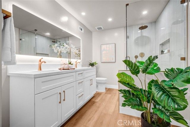 2 Featherwood, Irvine, CA 92612