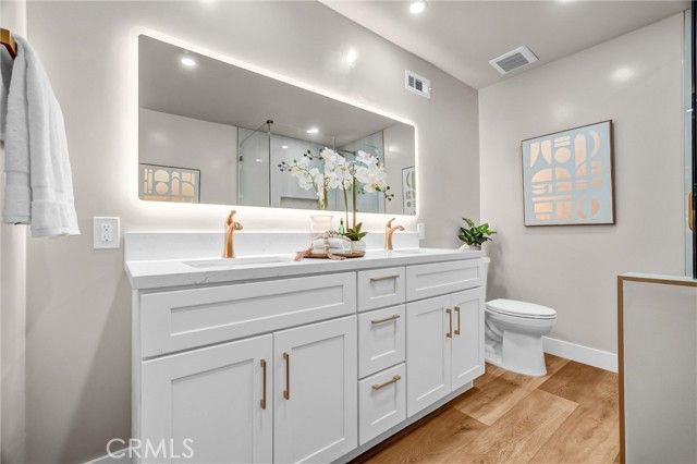 2 Featherwood, Irvine, CA 92612