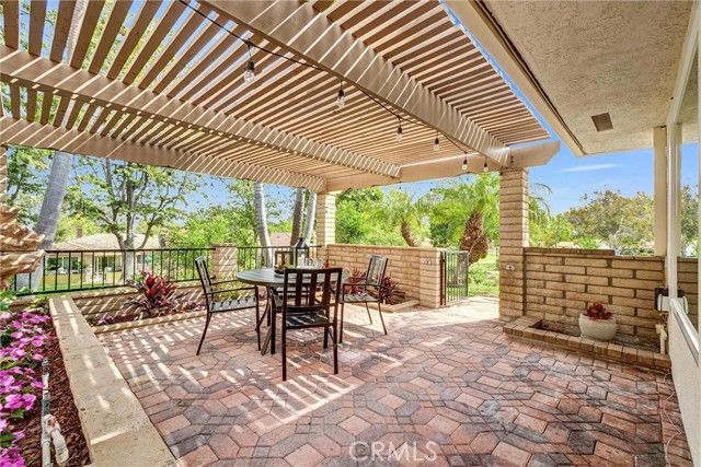 2 Featherwood, Irvine, CA 92612