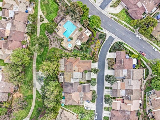 2 Featherwood, Irvine, CA 92612