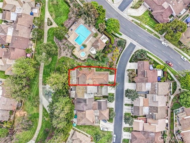 2 Featherwood, Irvine, CA 92612