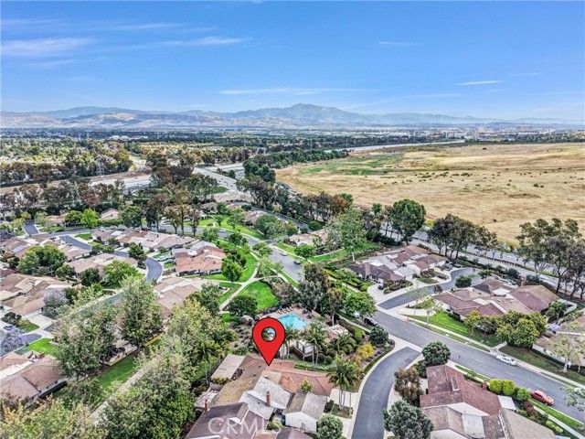 2 Featherwood, Irvine, CA 92612