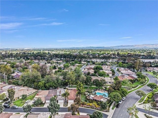 2 Featherwood, Irvine, CA 92612