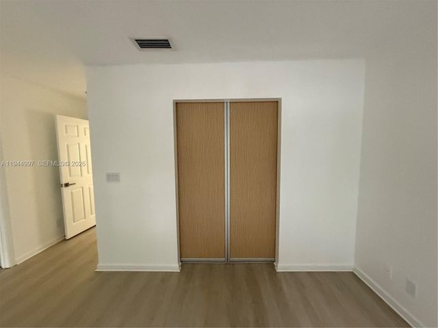 973 Imperial Lake Rd 973, West Palm Beach, FL 33413