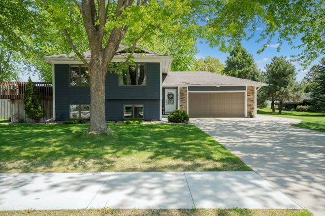 414 9th Avenue NW, Byron, MN 55920