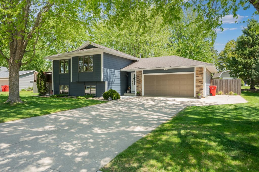 414 9th Avenue NW, Byron, MN 55920