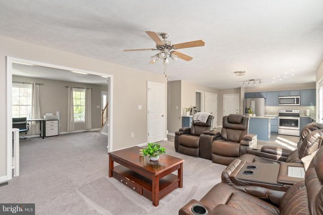 8337 REAGAN DR, King George, VA 22485
