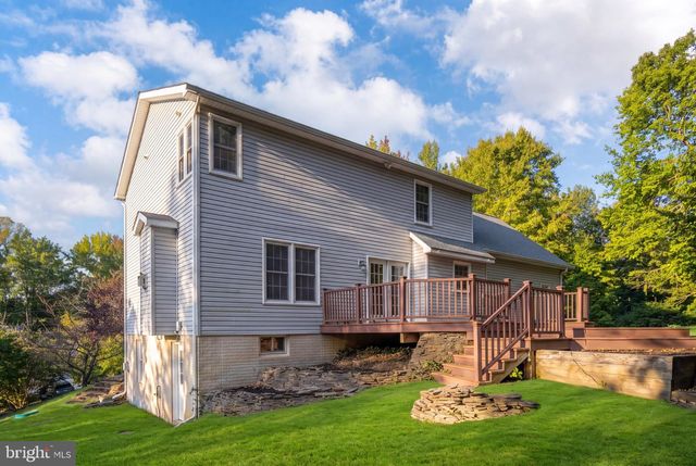8337 REAGAN DR, King George, VA 22485