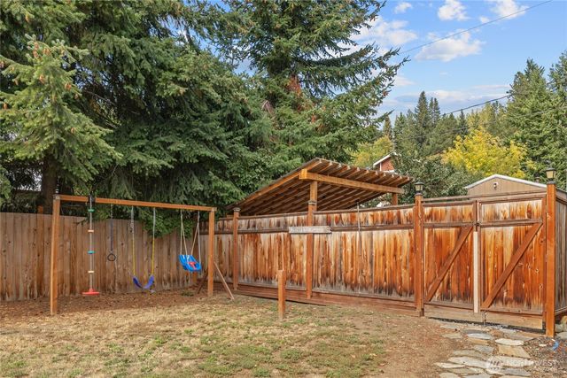 110 W 3rd Street, Cle Elum, WA 98922