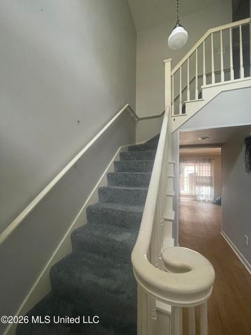 928 Courthouse Road, 10, Gulfport, MS 39507