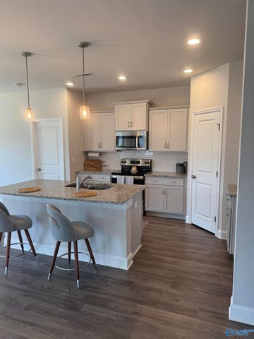 152 Cherry Laurel Drive, Hazel Green, AL 35750