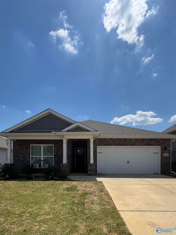 152 Cherry Laurel Drive, Hazel Green, AL 35750
