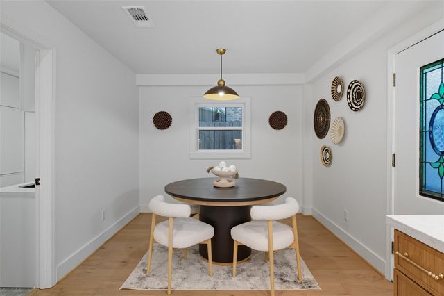 2210 Wakefield Drive, Houston, TX 77018