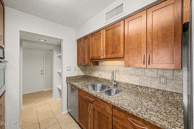 11837 N 22ND Place, Phoenix, AZ 85028