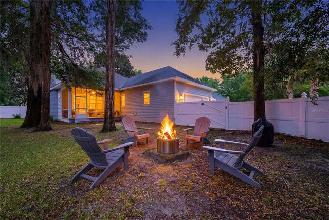 382 SW 131ST STREET, Newberry, FL 32669